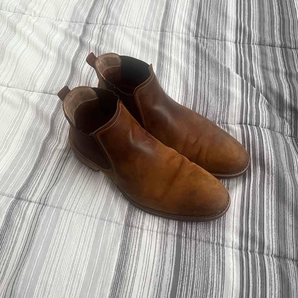 Men's Florsheim Brown Leather Chelsea Boots